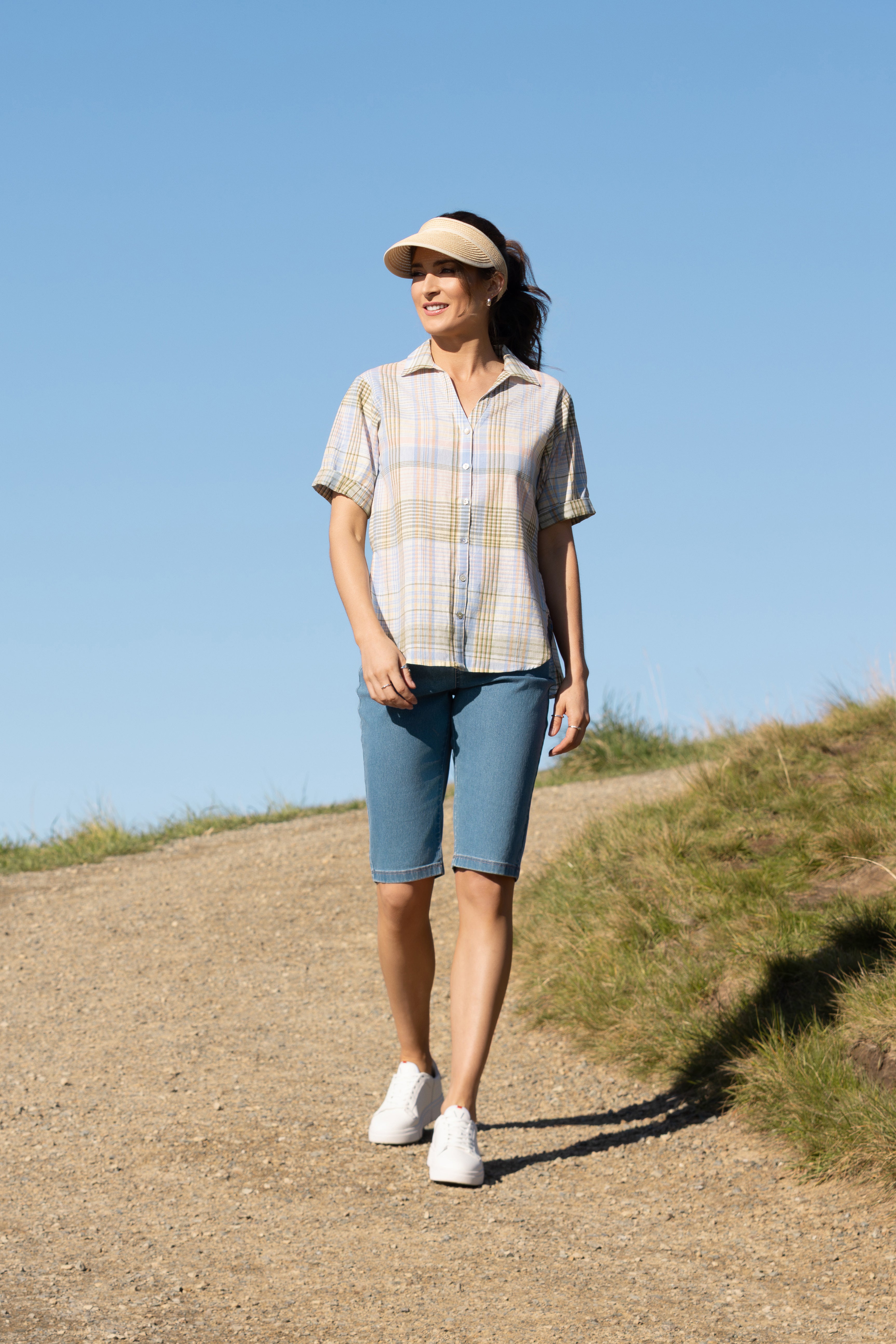 DROPPED SHOULDER SHIRT W/ ROUNDED HEM