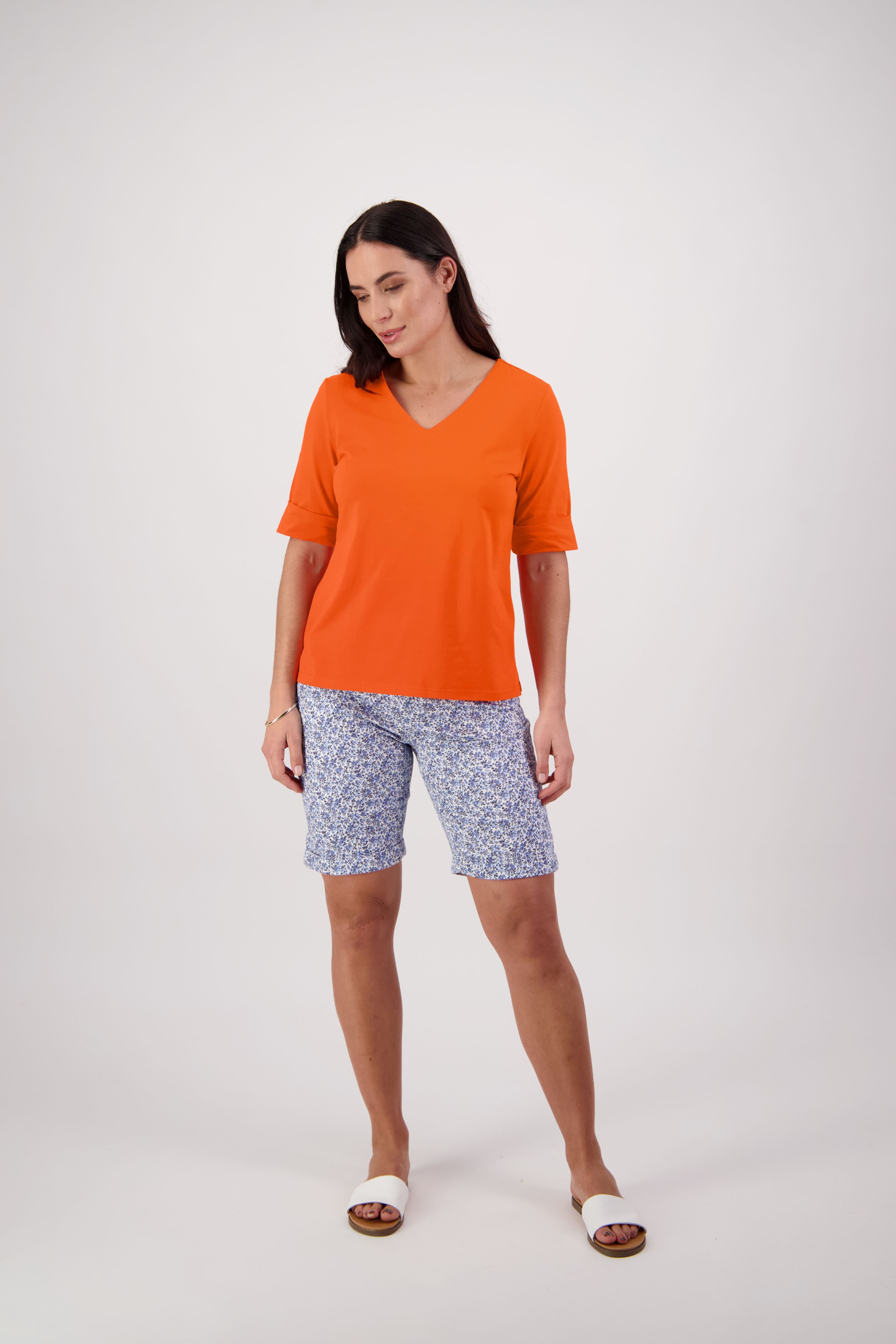 V NECK TOP