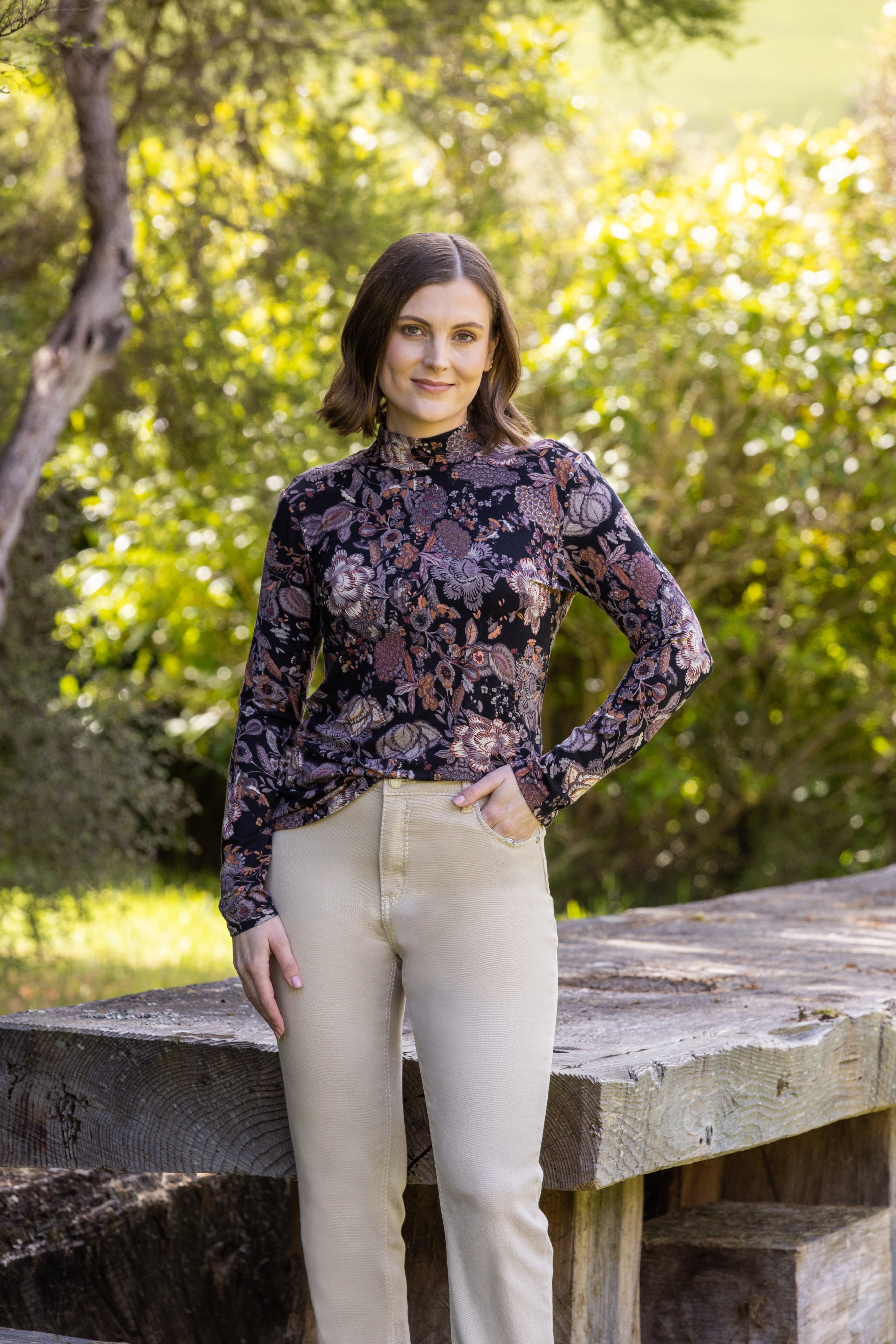 L/S HIGH NECK TOP