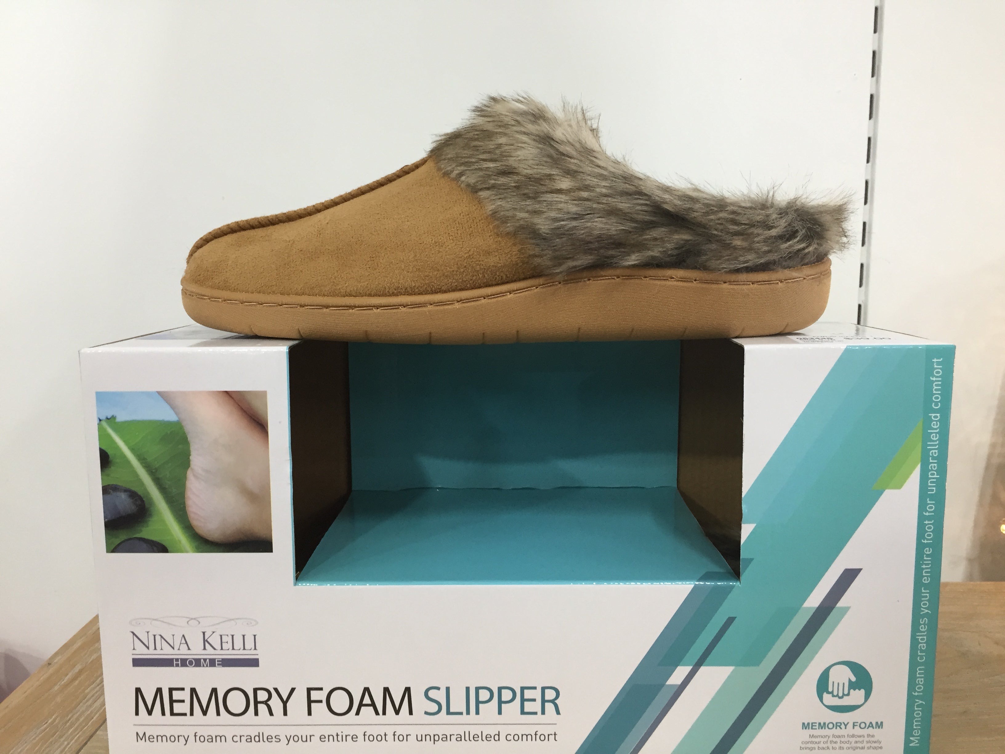 FUR SLIPPERS