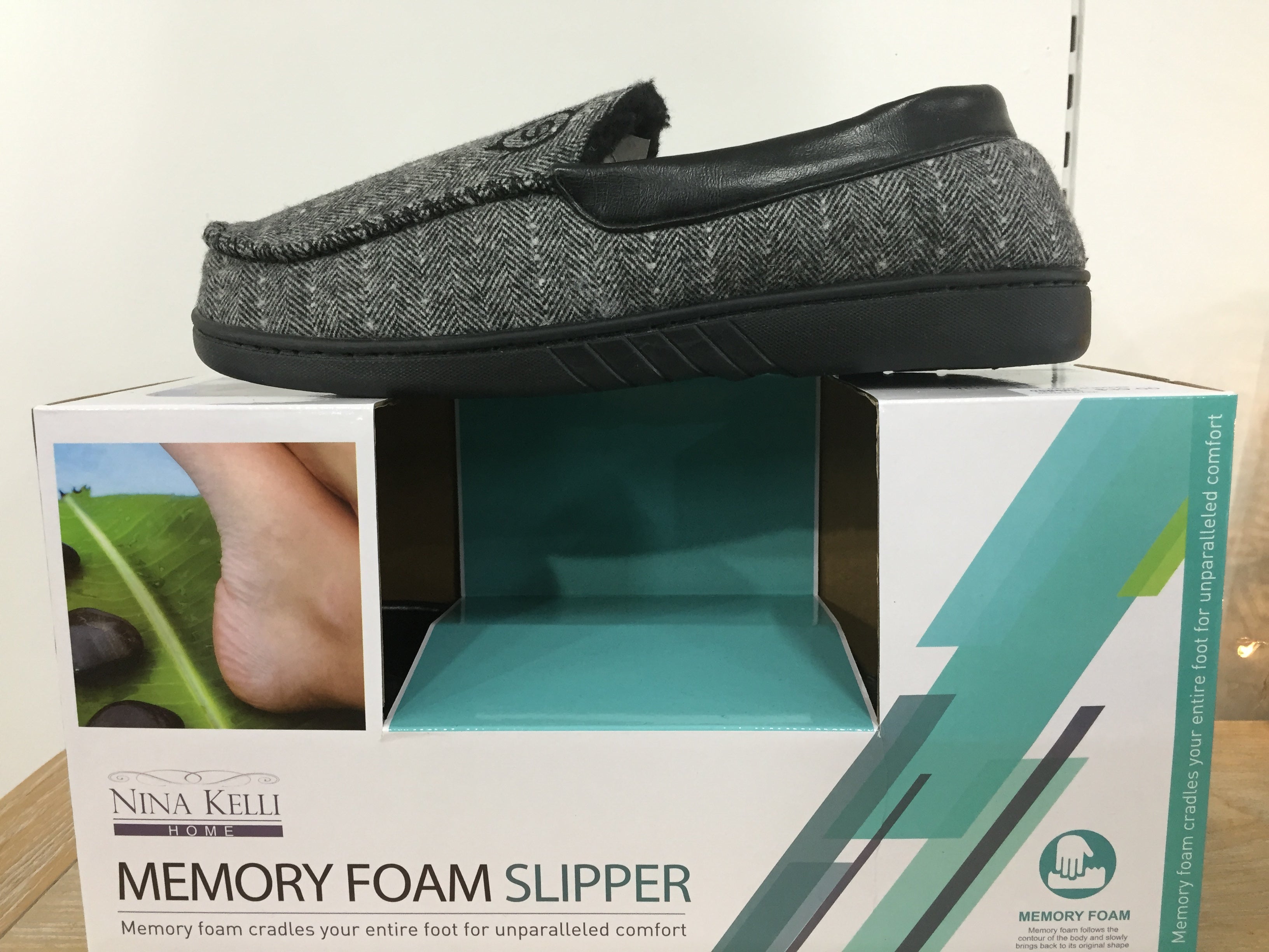 MENS SLIPPERS