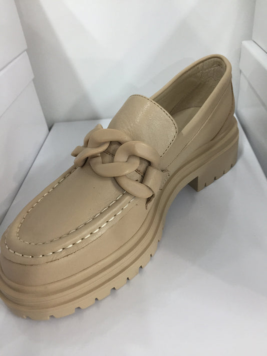 LOAFER