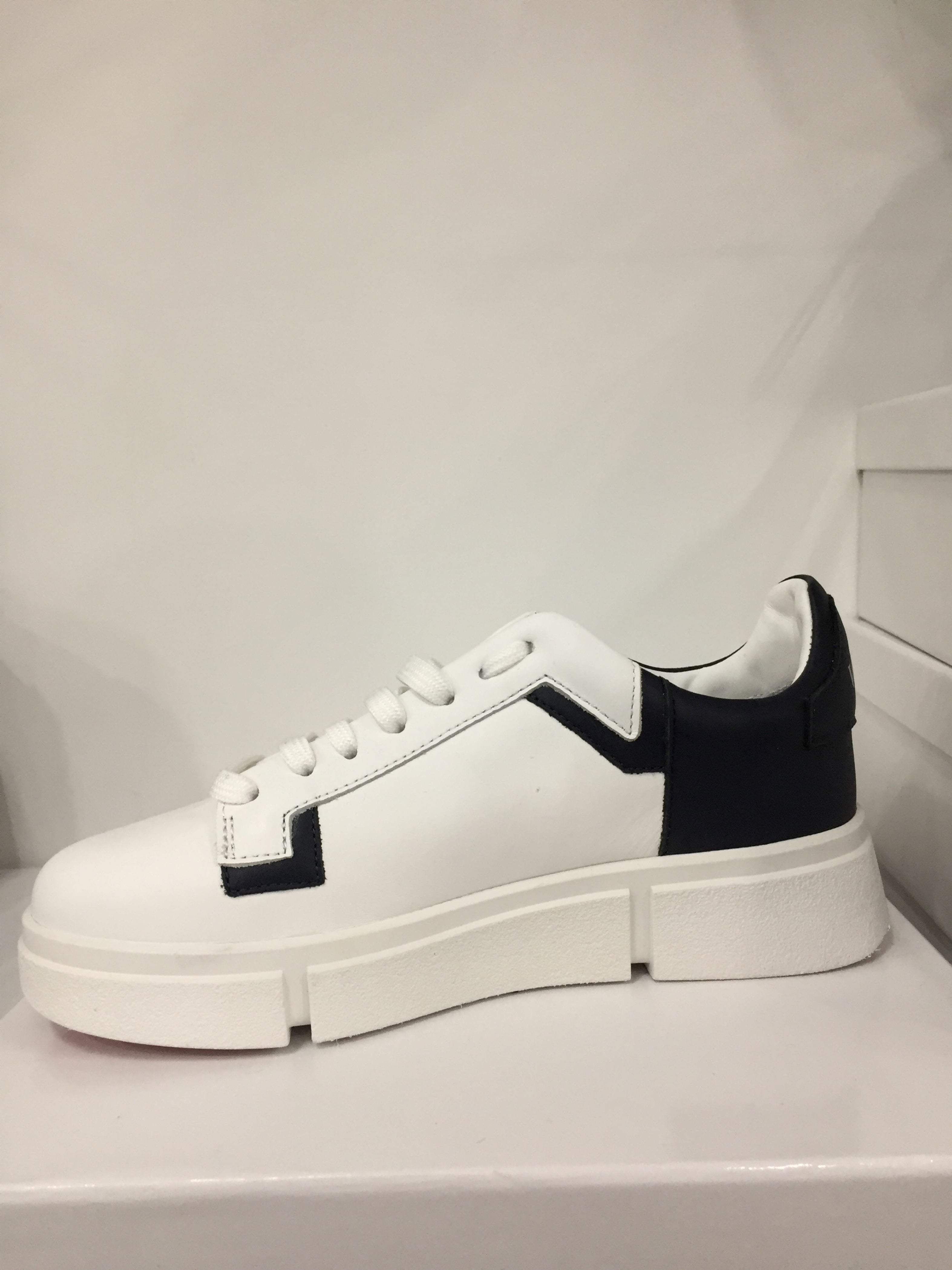 VANVS-001