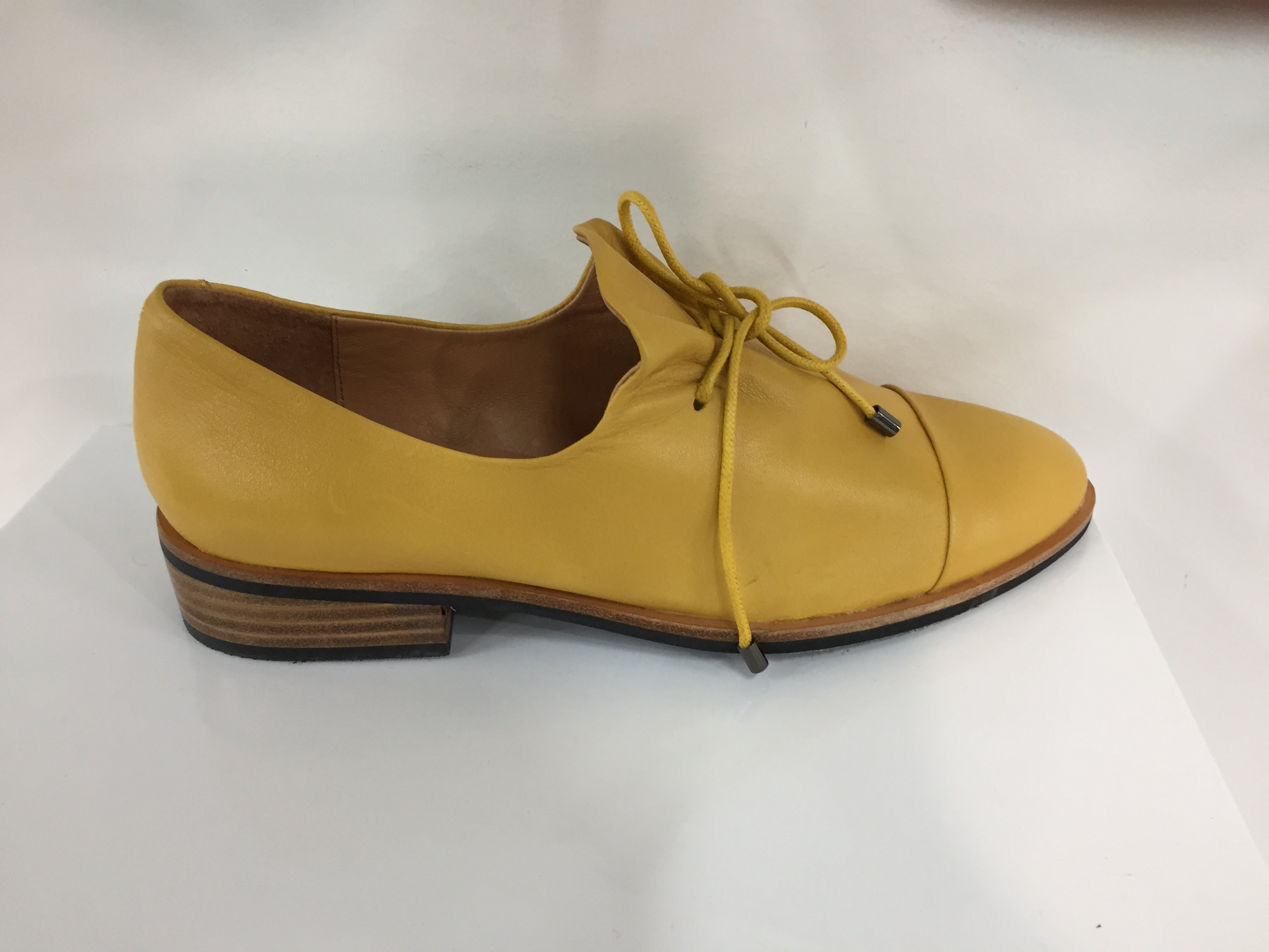 BELLA SHOE