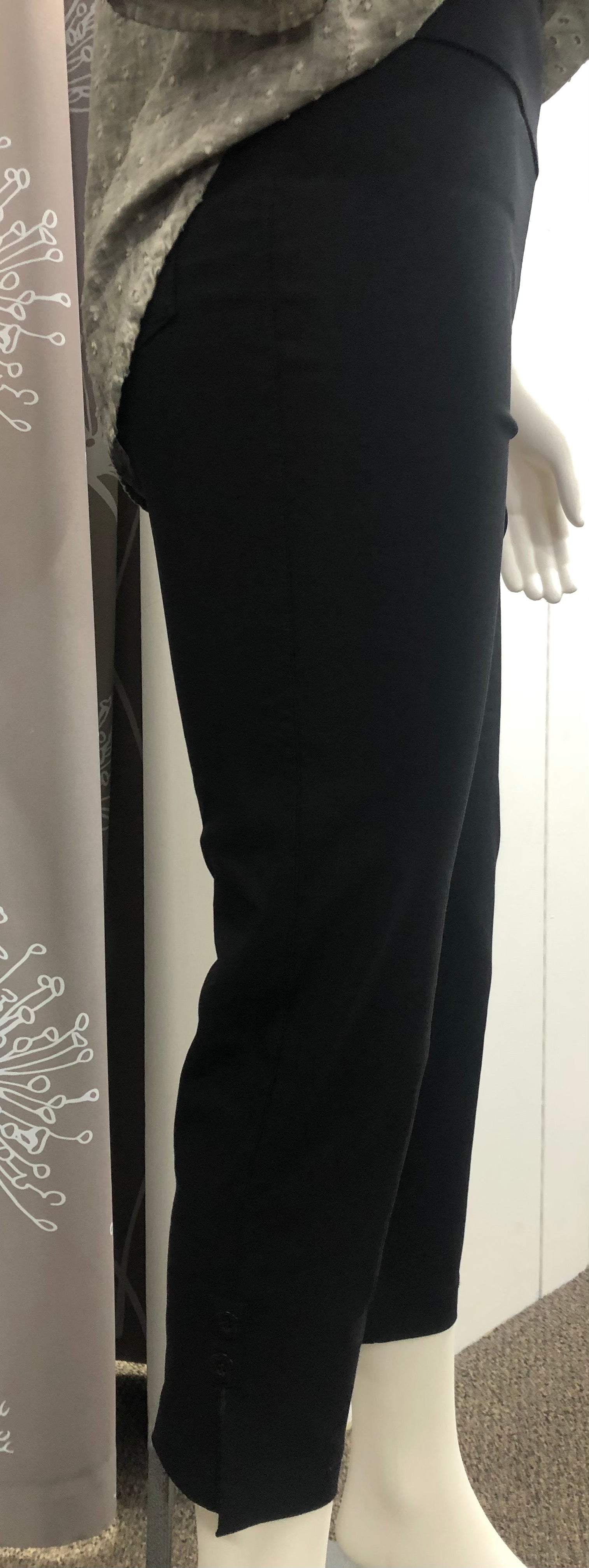 Bengaline tapered leg pant